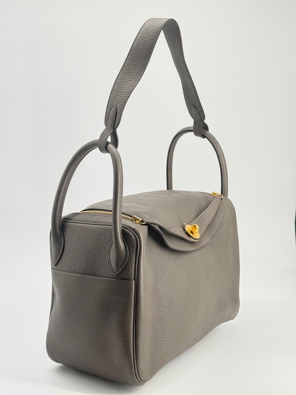 Hermes Lindy 30 Taurillon Clemence Etoupe Shoulder Bag Gold Hardware - Picture 6 of 15